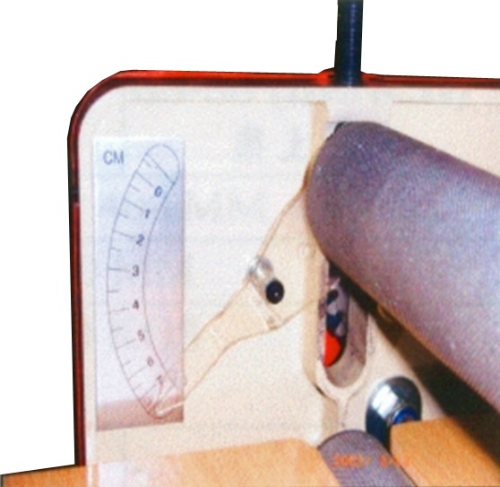 Laminadora de arcilla, regulador de espesor